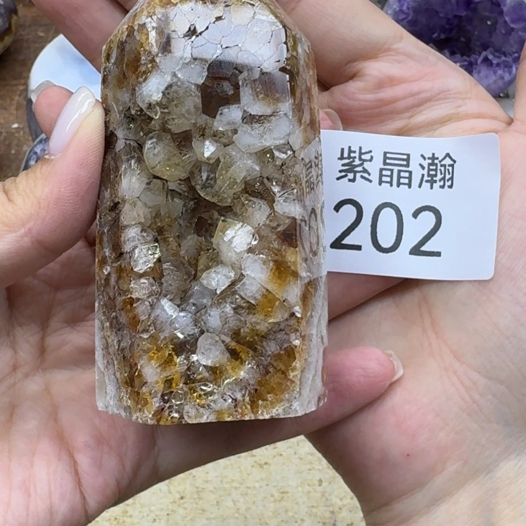 未镶嵌水晶大型摆件（非配饰）