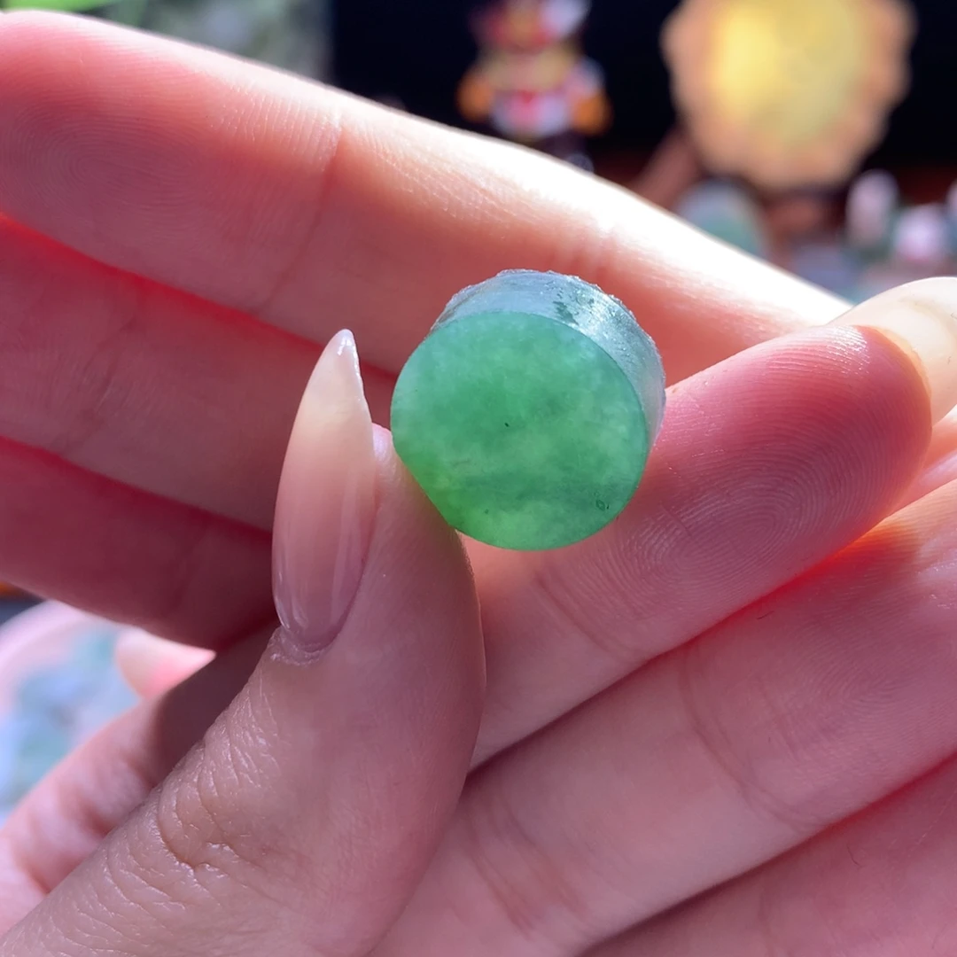 定制翡翠未镶嵌满绿戒指心