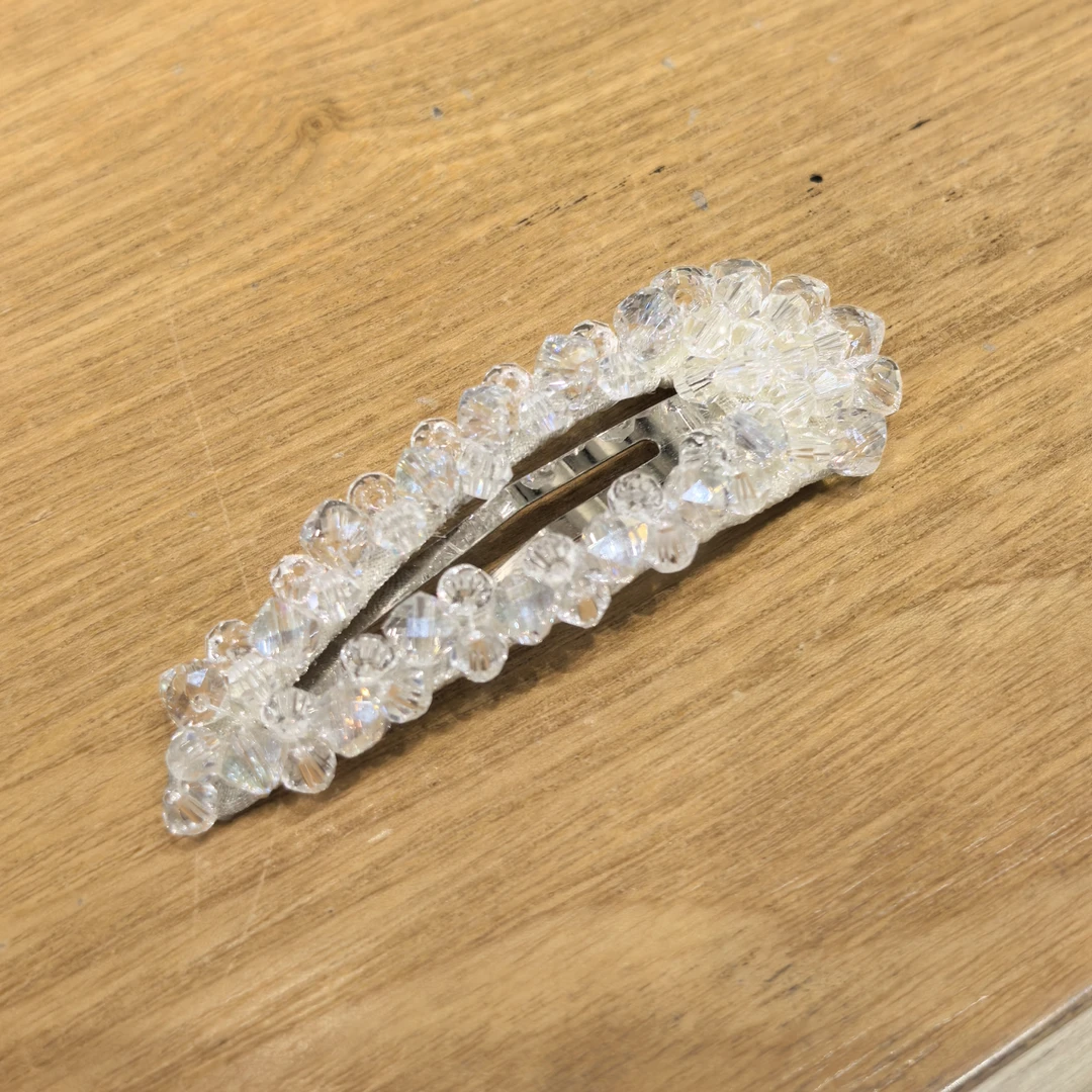 F583白色水滴水水掰掰夹