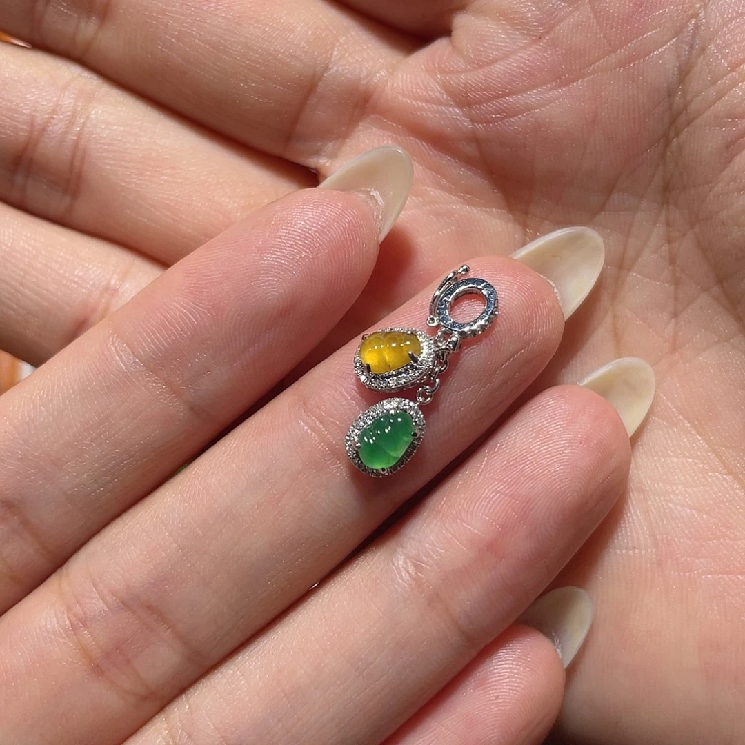 翡翠18K金镶嵌吊坠(不含链)