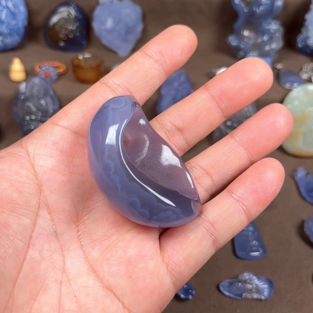 吊坠玛瑙未镶嵌?**?蓝玛瑙随形