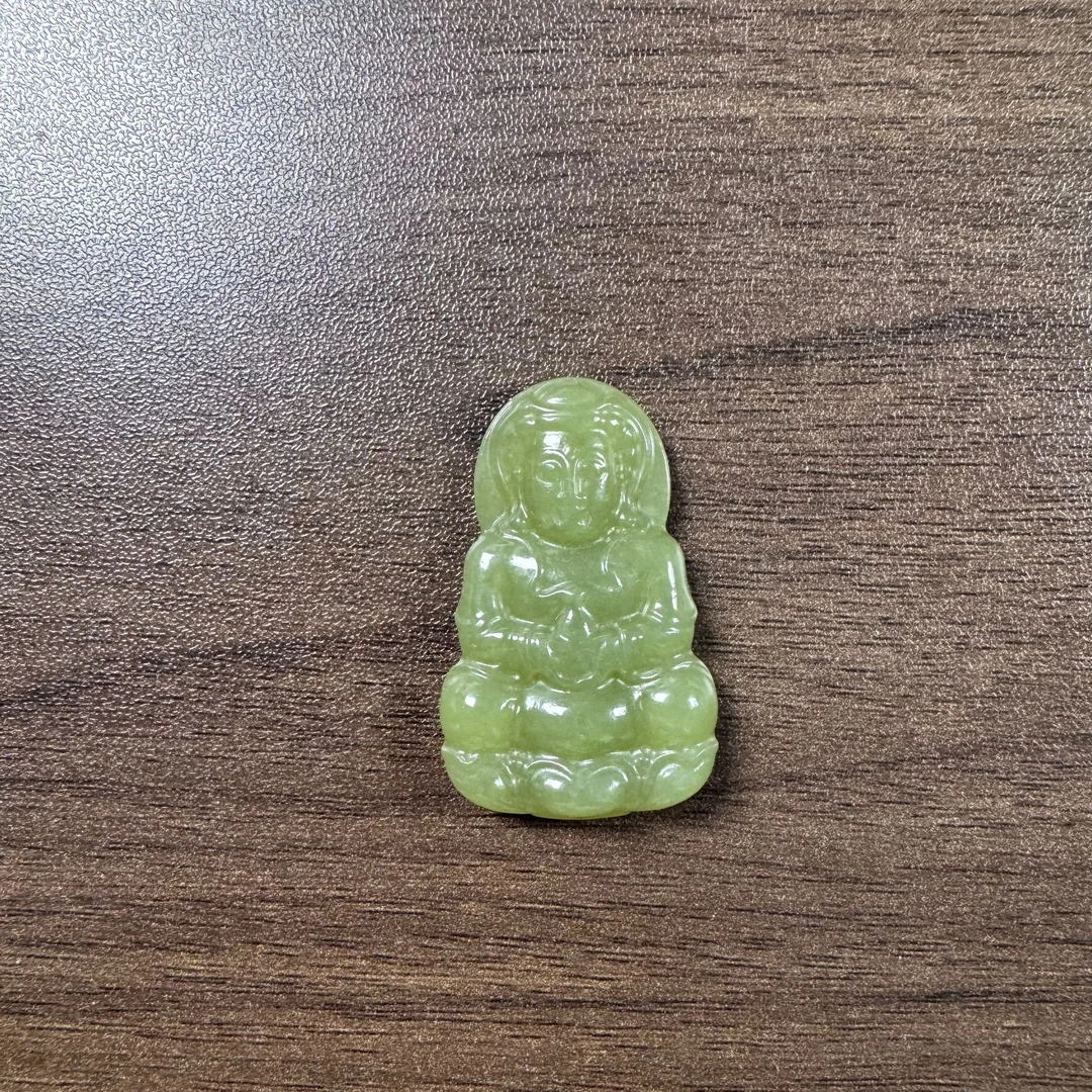 H037天然和田玉晴水料 观音吊坠 多样性发一