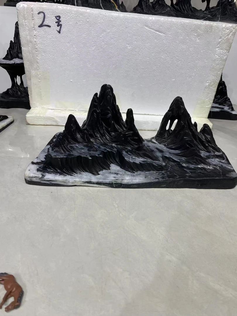 灵璧石山峰摆件玉化多层次