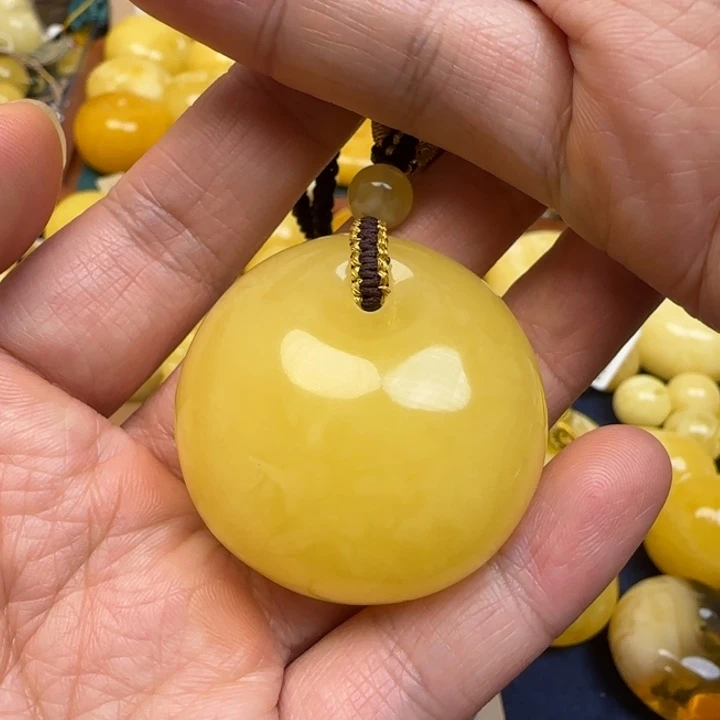 兰***惠蜜蜡未镶嵌颈饰天然蜜蜡