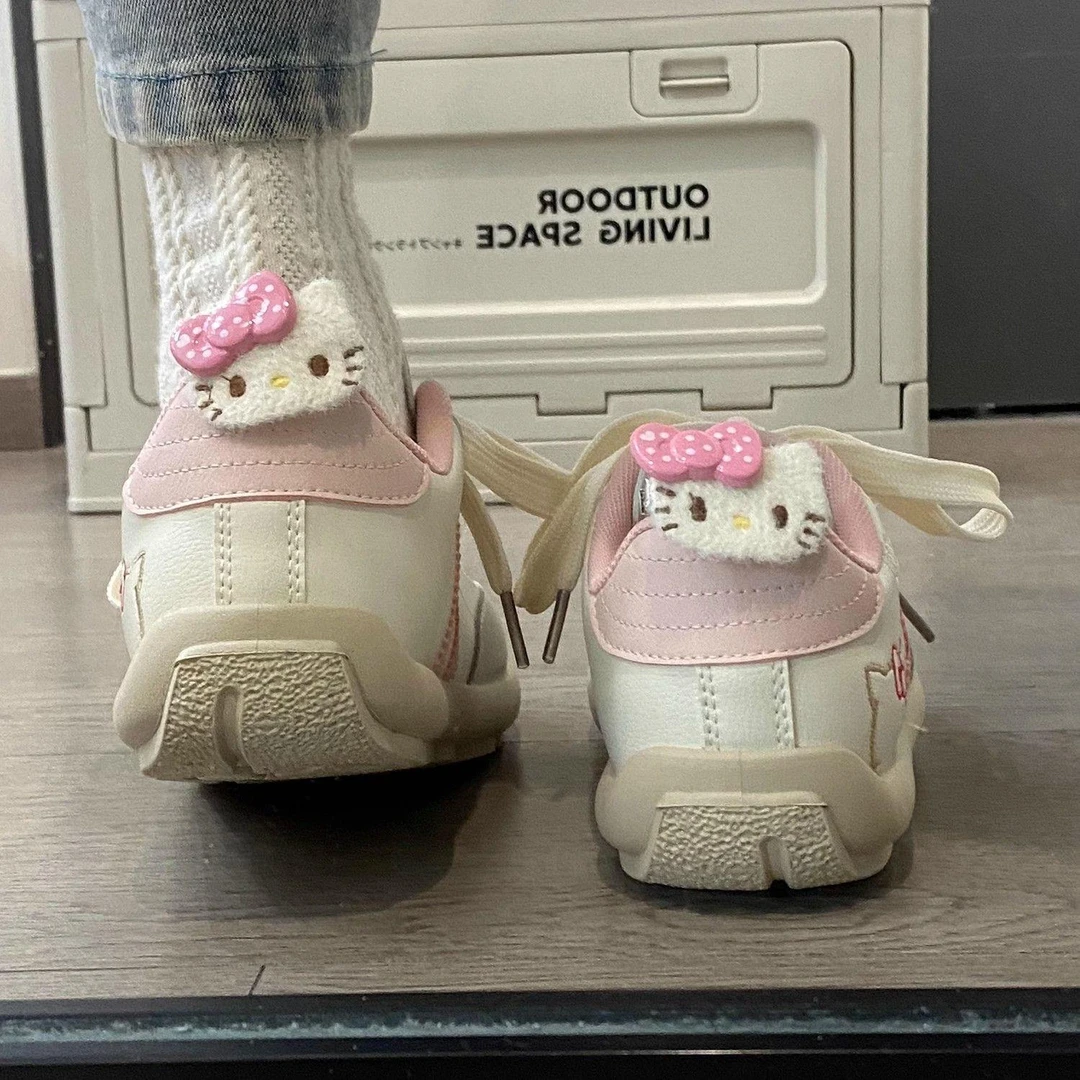 原创粉色凯蒂猫厚底小白鞋女新款百搭休闲鞋小众面包鞋