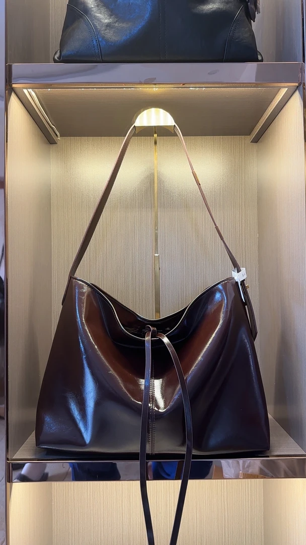 新款韩版时尚百搭单肩斜挎女包8672