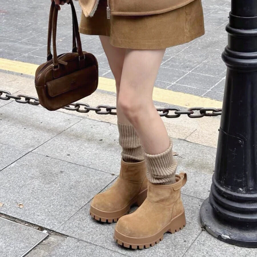 【断码清】整张牛皮 鞋底很轻很软 好洋气的雪地靴