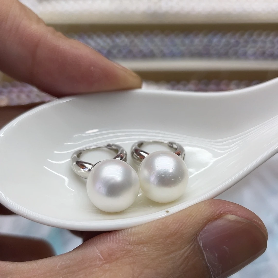 银S925镶嵌海水珍珠耳饰