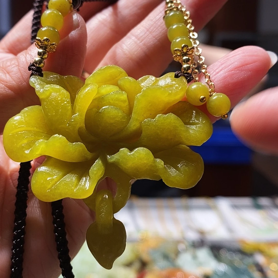 未镶嵌岫玉毛衣链
