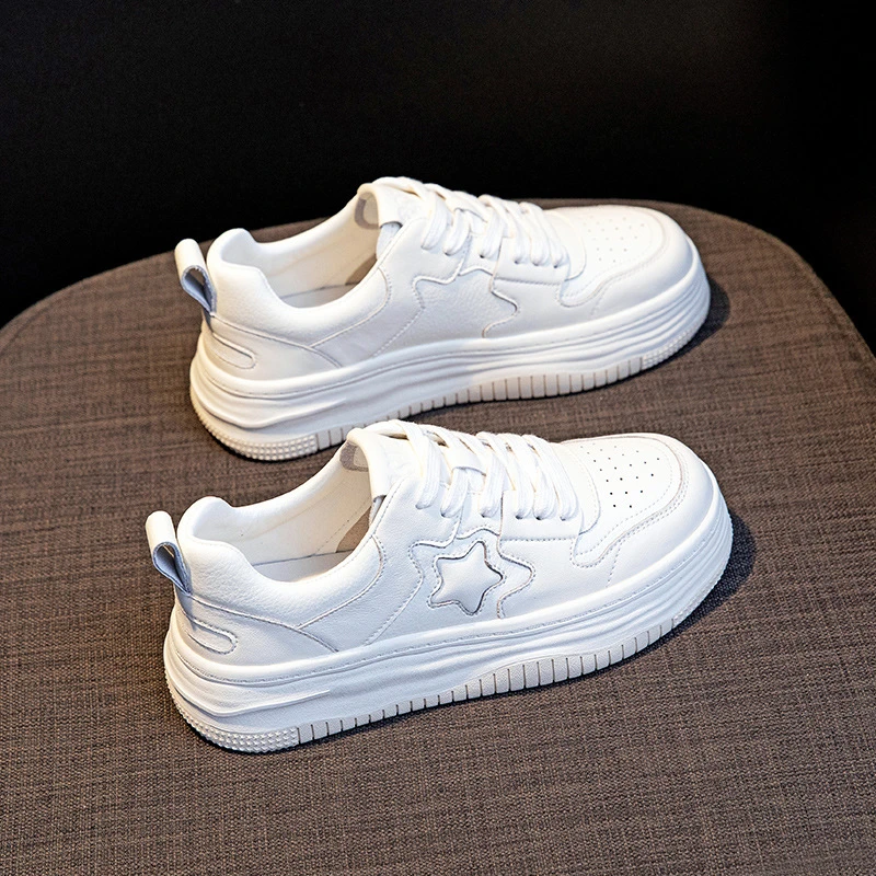 星星小白鞋女真皮2025新款春季轻便运动休闲鞋平底学生板鞋韩版鞋