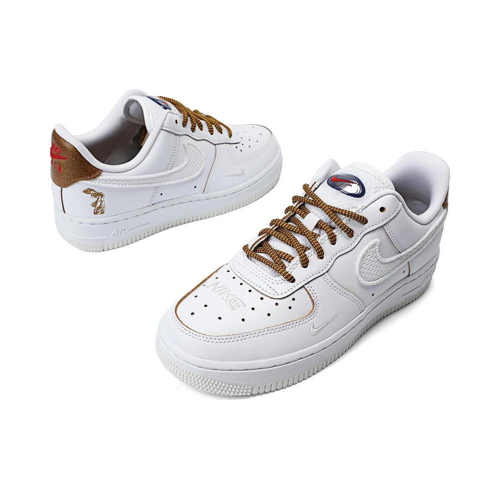 NIKE耐克WMNS AIR FORCE 1 07 LX板鞋/复刻鞋 HF5716-111