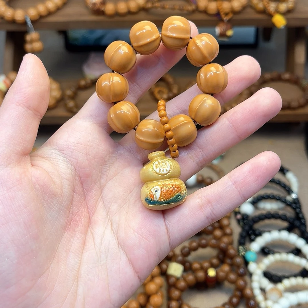 猴头核桃吊坠?**?手捻搭配葫芦