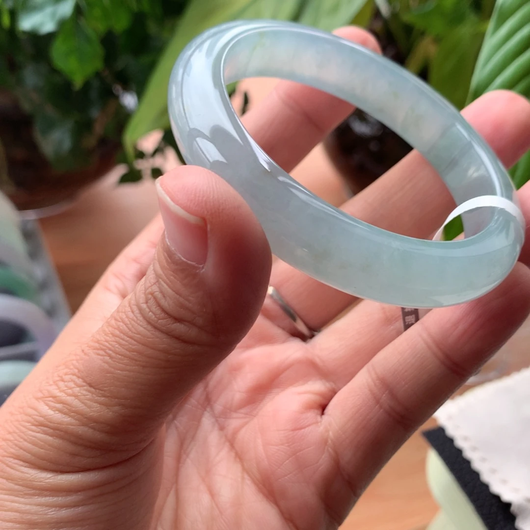 翡翠未镶嵌手镯35号