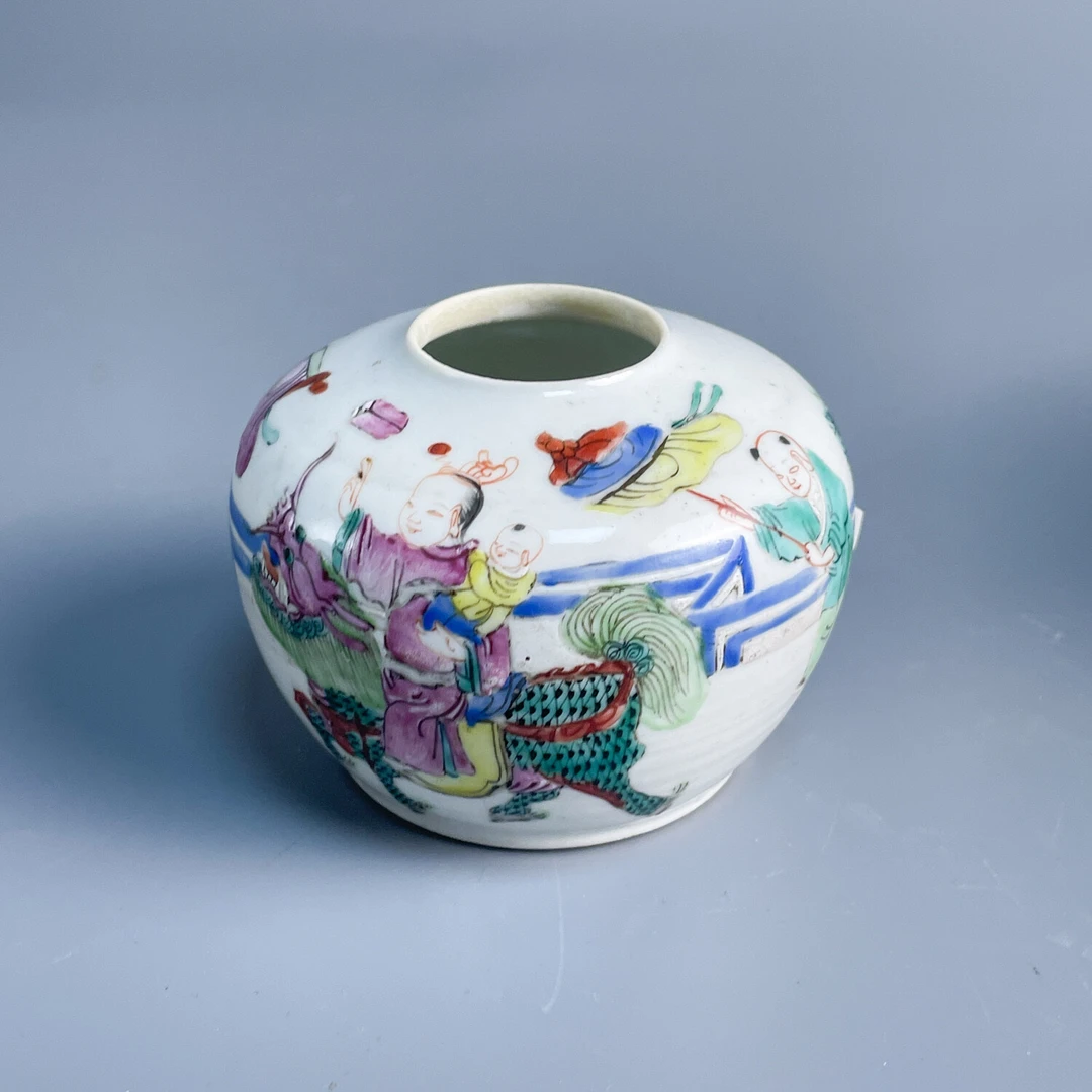 M25J8003B76 - 清道光粉彩麒麟送子苹果尊