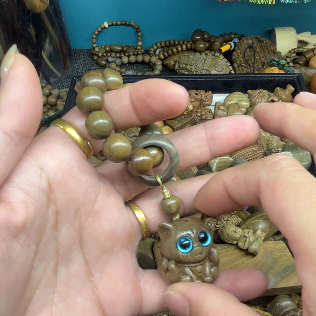 维腊木（绿檀）无事牌