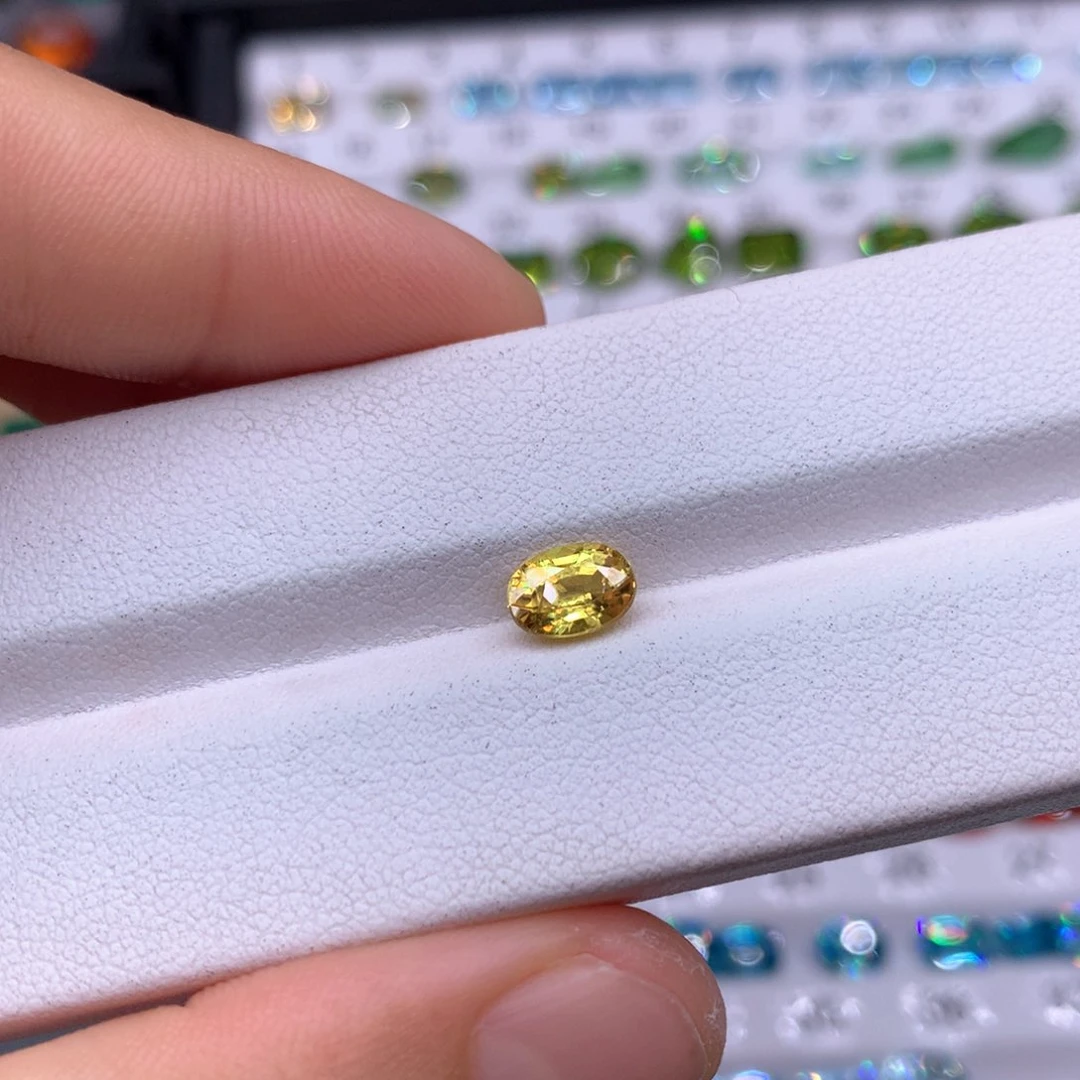 蓝宝石裸石未镶嵌1.38克拉