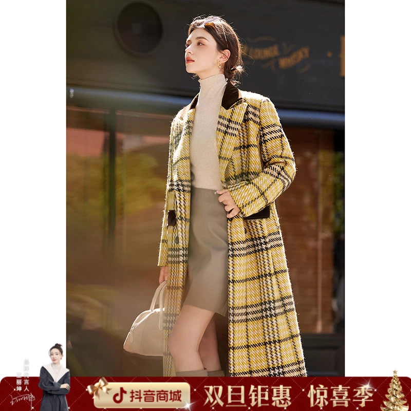 她池2025冬装新款女装时尚格纹撞色双排扣中长款大衣T44Q8237D