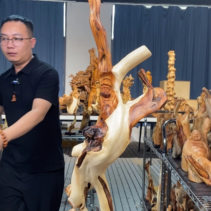 柏木（崖柏）随型摆件