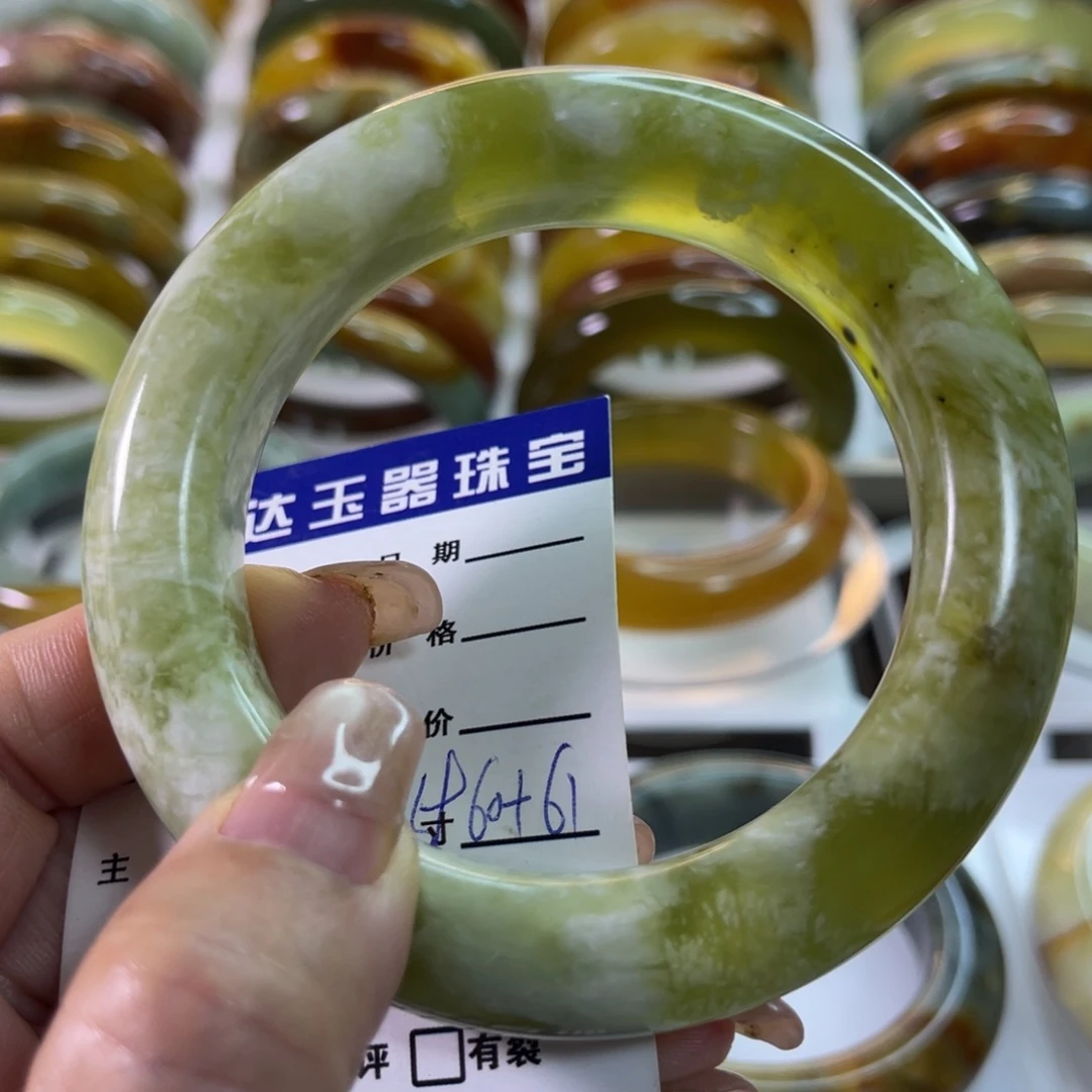未镶嵌蛇纹石玉手镯