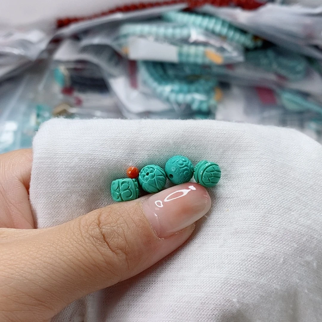 南红玛瑙未镶嵌珠宝奇石