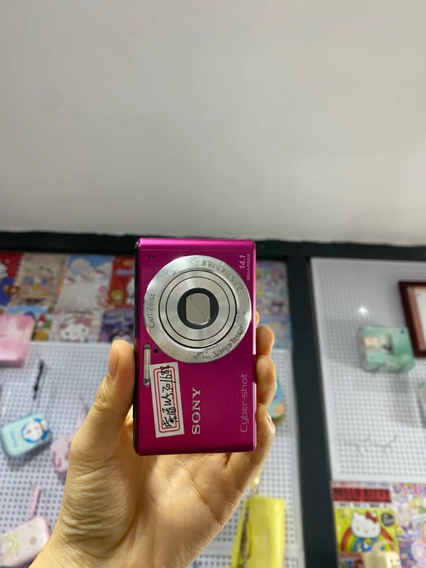 9新  索尼w530 粉色数码相机
