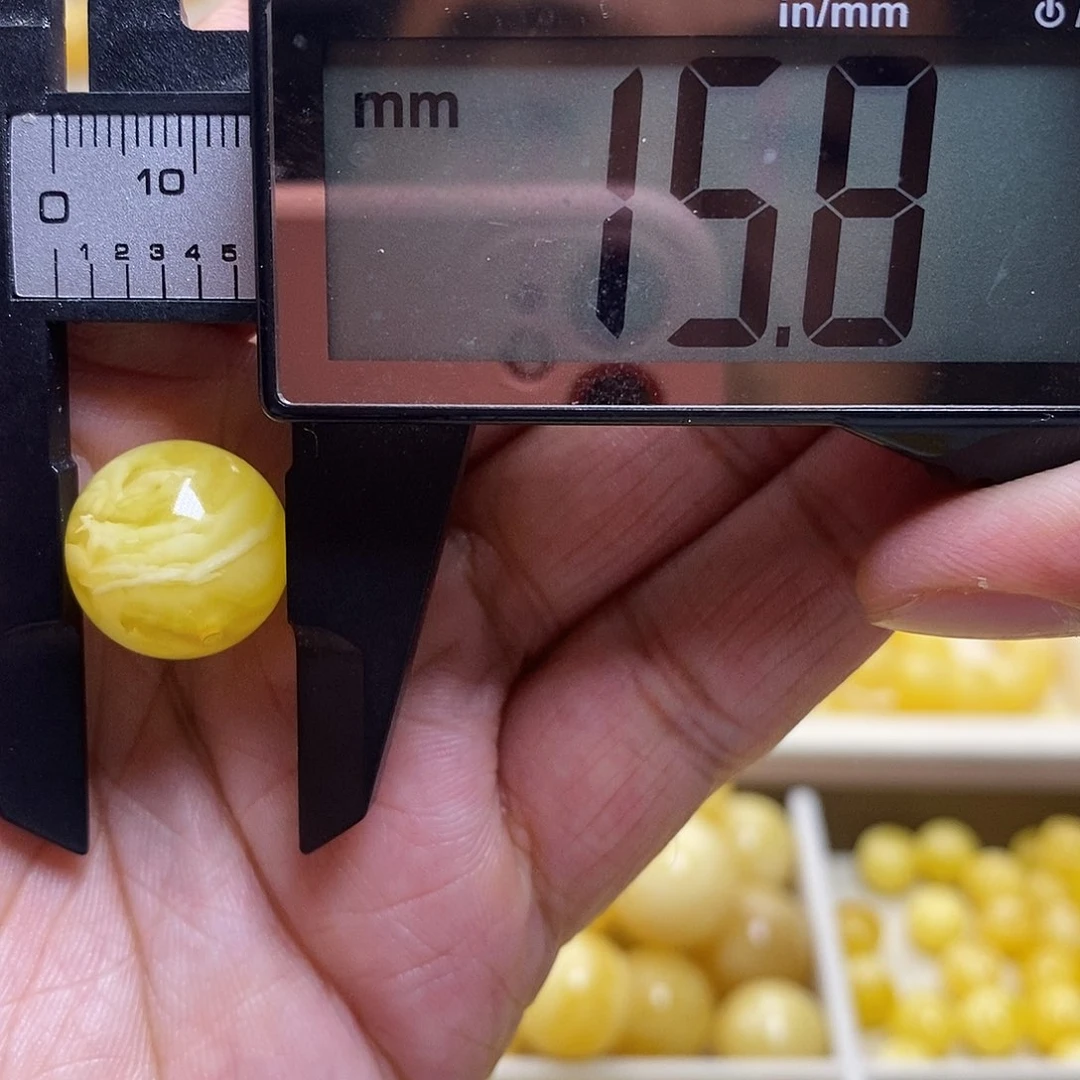 裸石琥珀未镶嵌阳*蜜蜡圆珠
