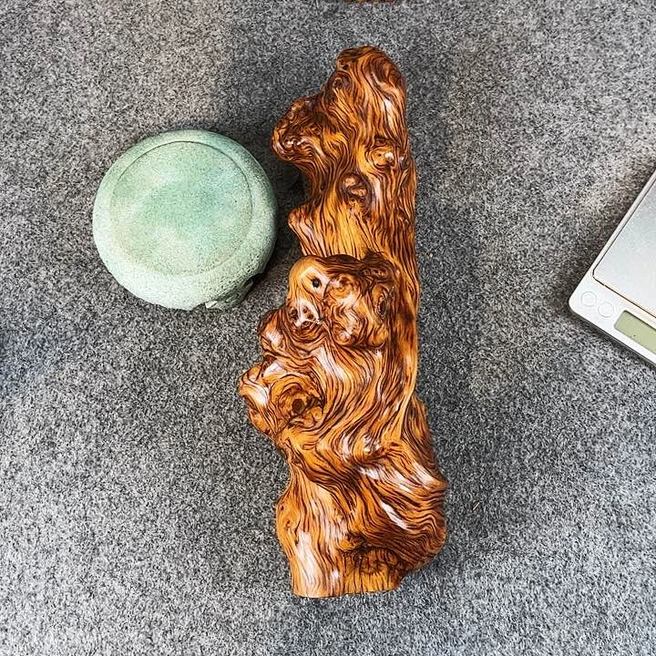 柏木（崖柏）开**益陈化崖柏