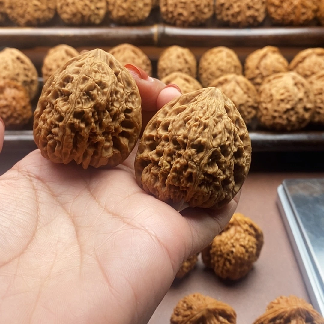 文玩核桃吊坠南疆1