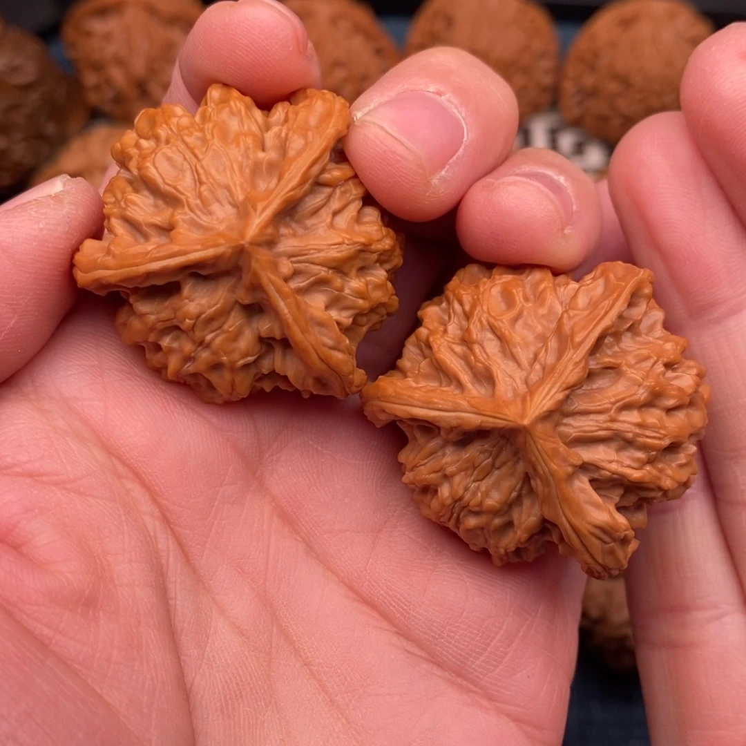 文玩核桃把件39全品盘山正奔