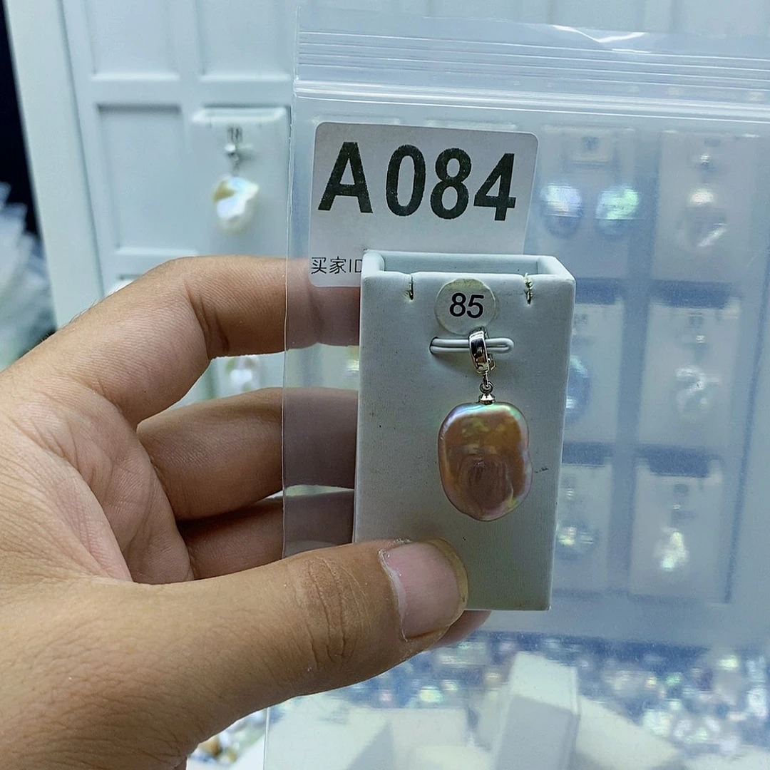 淡水珍珠合金颈饰