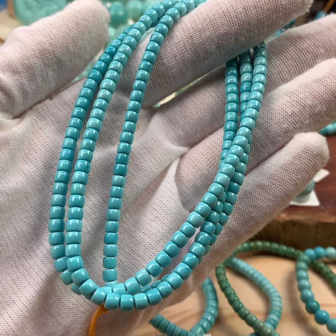 绿松石未镶嵌珠宝奇石4.2mm