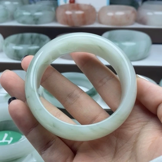 石英质玉（金丝玉）未镶嵌手镯