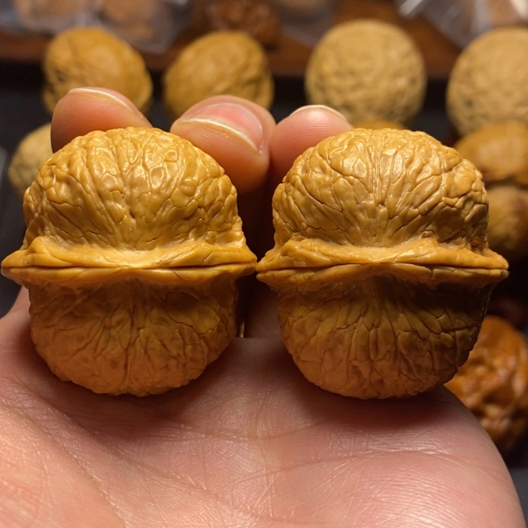 文玩核桃把件39尺蛇皮球