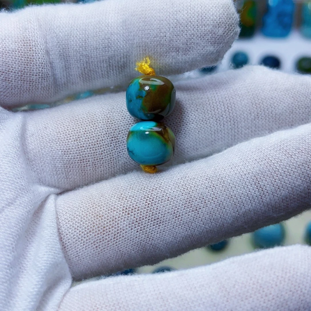 绿松石未镶嵌饰品