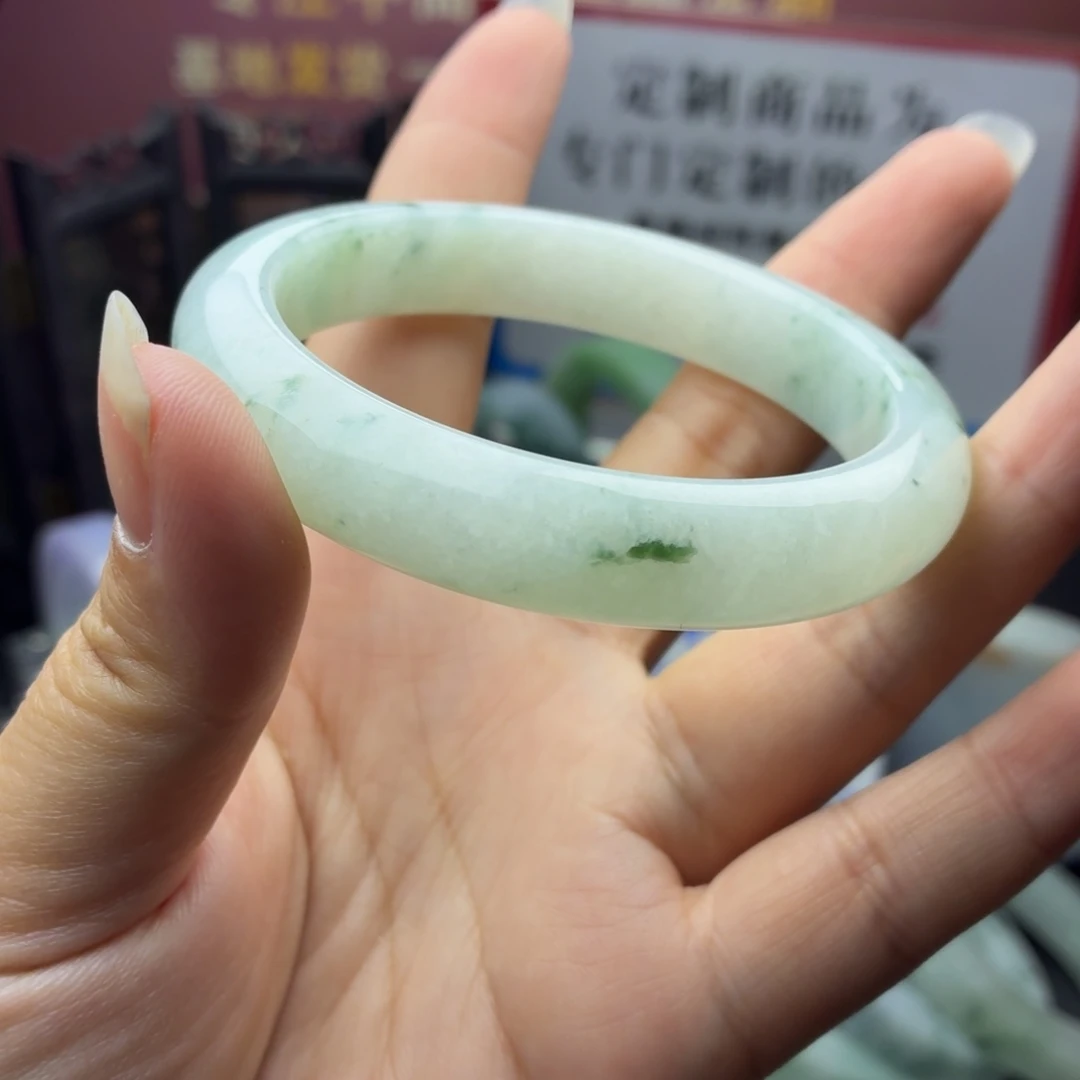 龙***姥定制翡翠未镶嵌缅甸翡翠