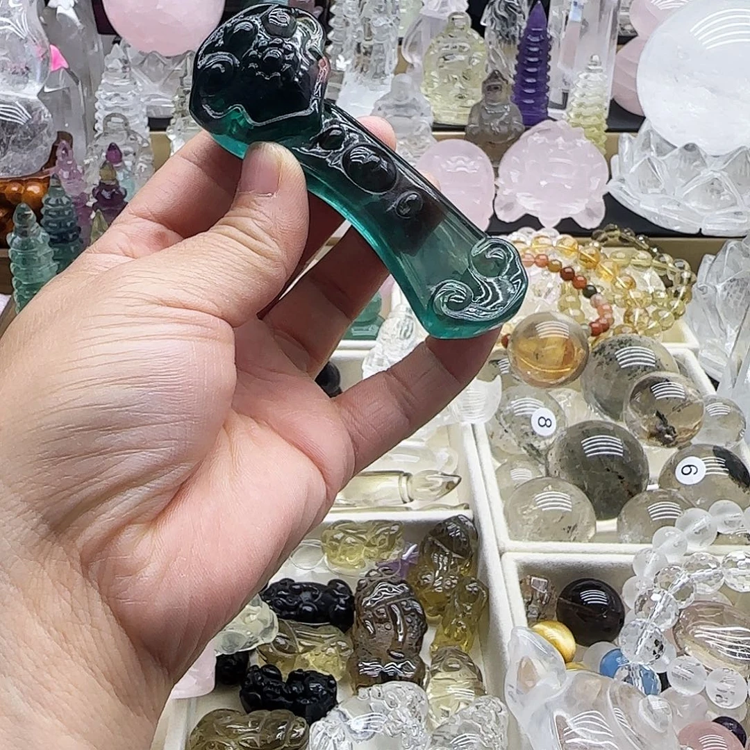 车挂水晶未镶嵌摆件