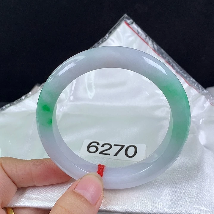 翡翠未镶嵌手镯58圈 双耳挂翠 漏