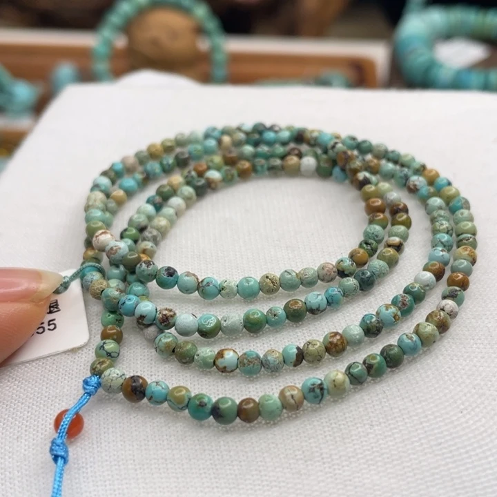 绿松石未镶嵌珠宝