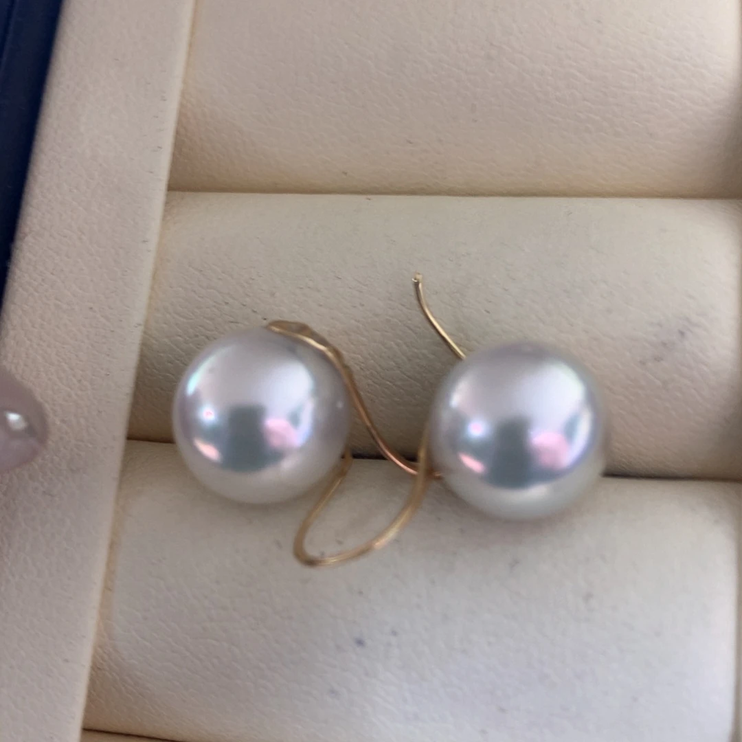 18K金镶嵌耳饰海水珍珠