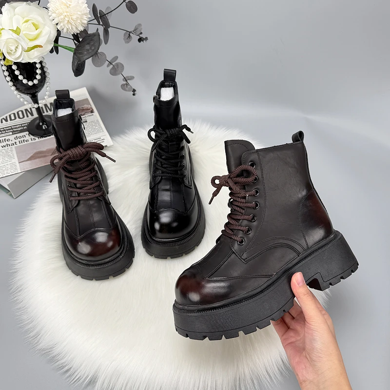 英伦高级感厚底马丁靴女2025年冬季大棉加绒保暖软底百搭时尚短靴