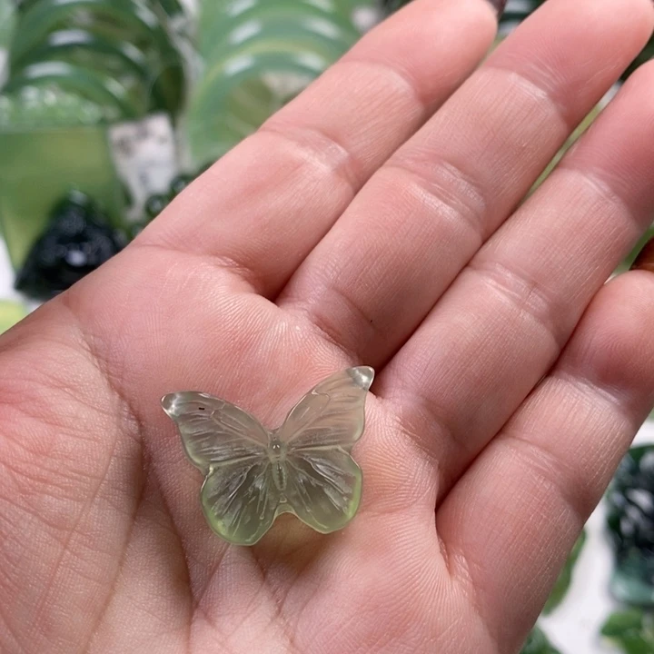 合金蛇纹石玉颈饰