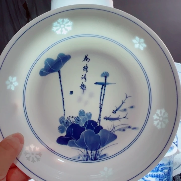 青花玲珑8寸窝盘手花荷花雪花雕刻