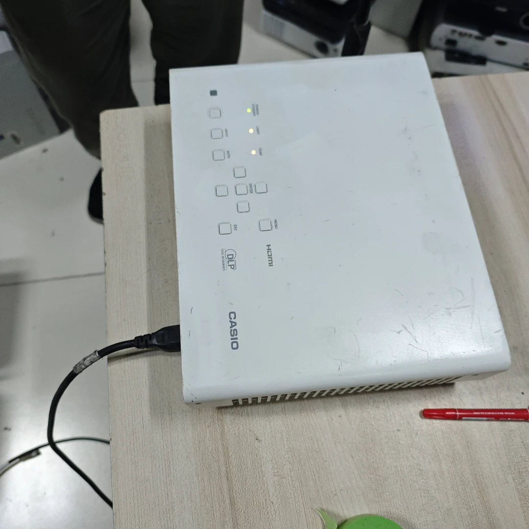 高清卡西欧投影仪运费到付