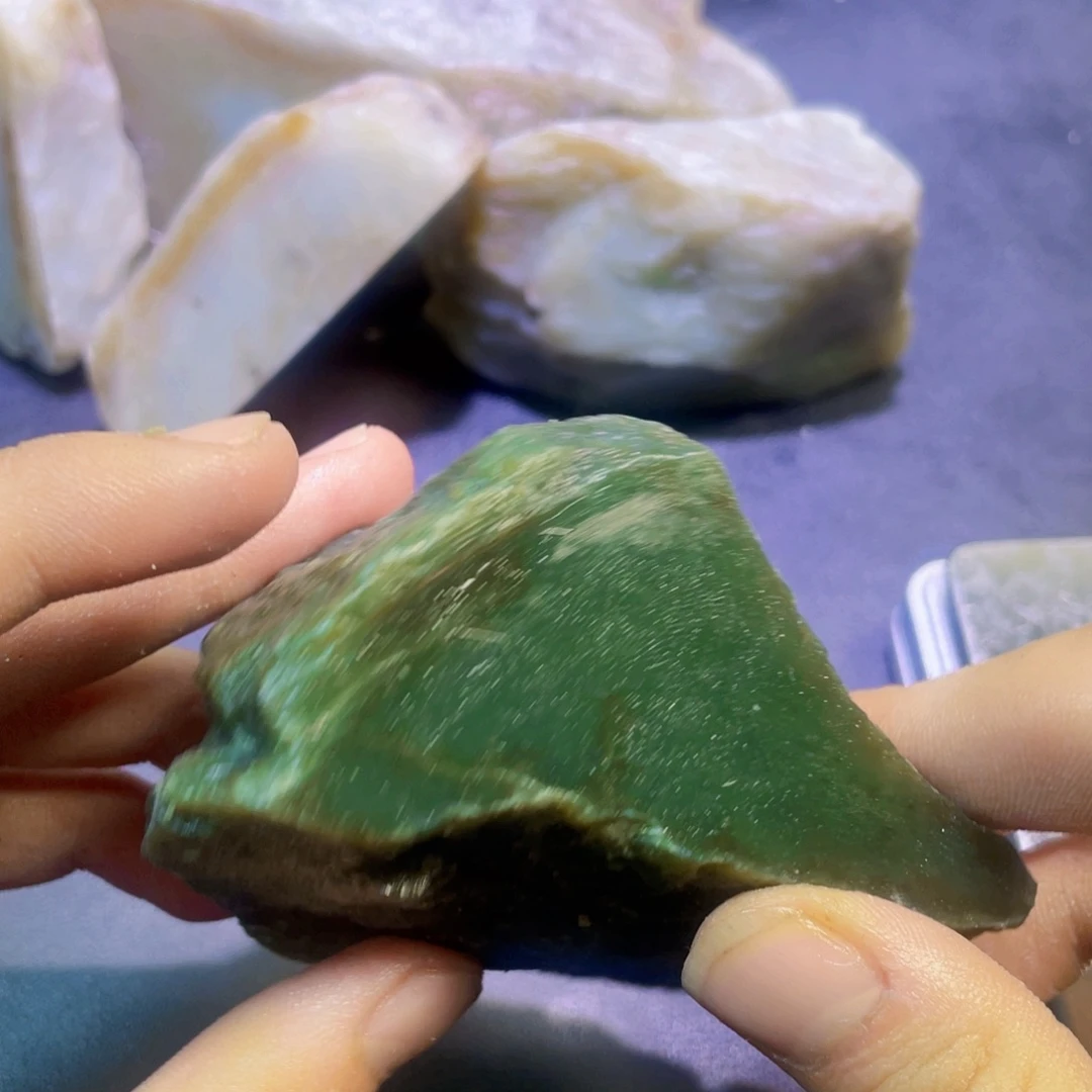 未镶嵌和田玉珠宝半成品