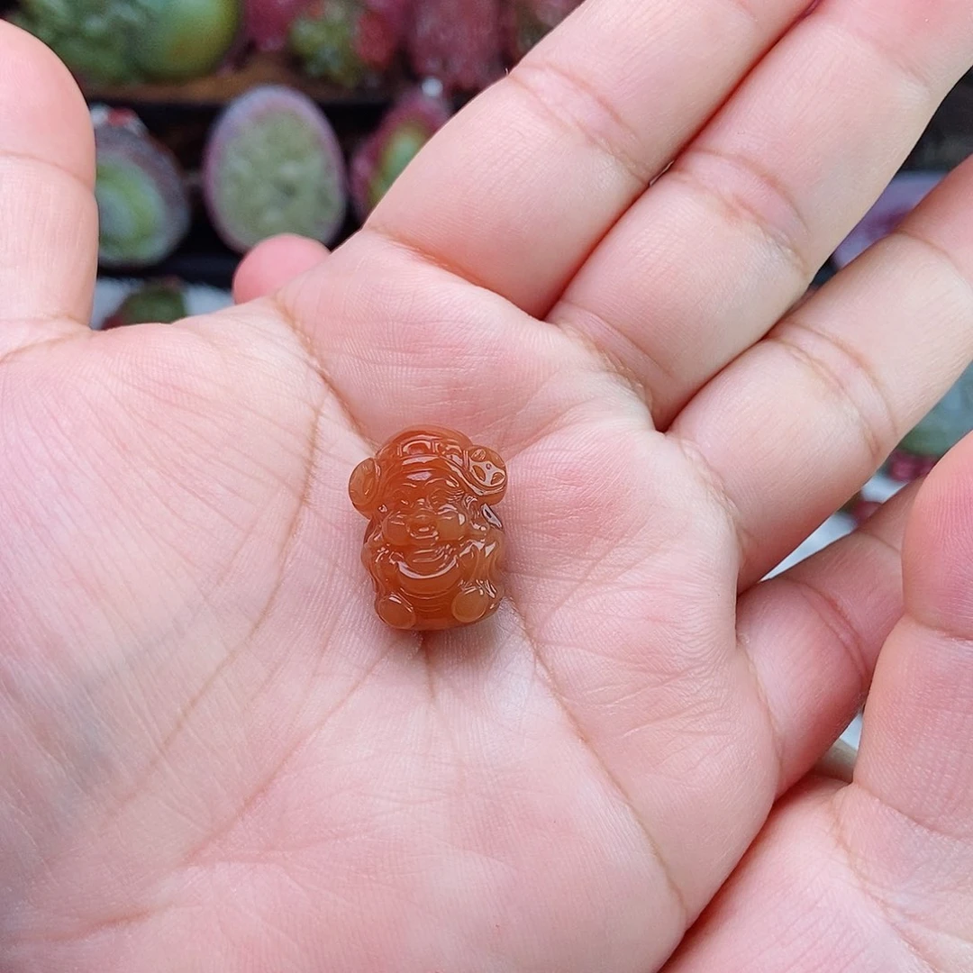 未镶嵌石英质玉（盐源）珠宝半成品