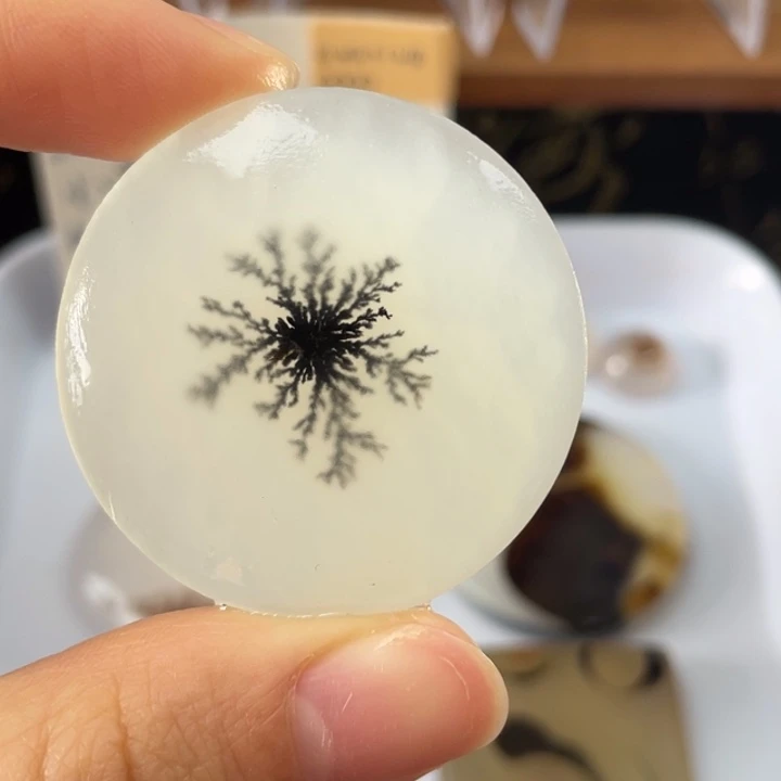 玛瑙/玉髓未镶嵌牌子