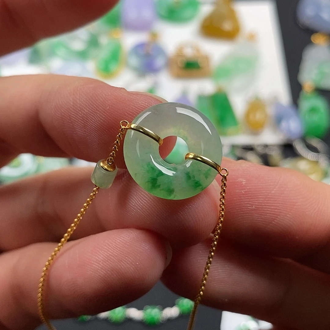 未****翡翠18K金镶嵌手链翡翠