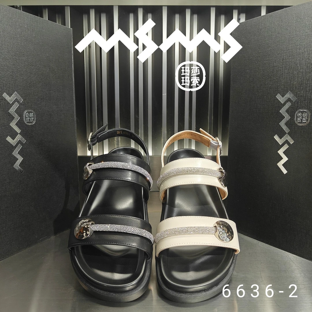 玛莎玛索纯色女低跟圆头休闲平跟时装凉鞋夏季软底平底罗马鞋