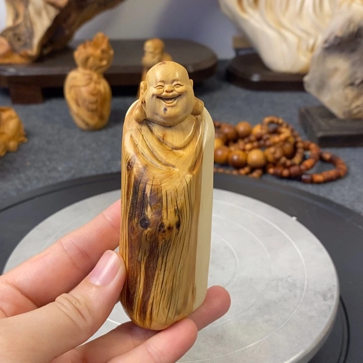 柏木崖柏弥勒佛手把件小摆件