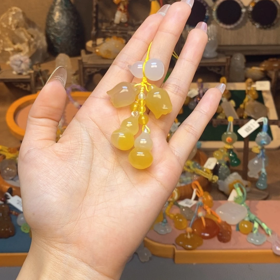 未镶嵌车挂玛瑙/玉髓挂件